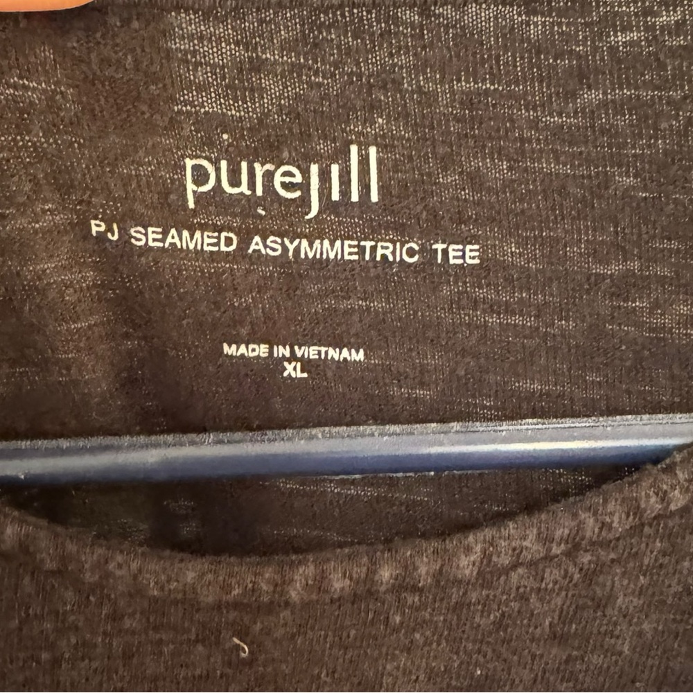 Women’s J.Jill—Pure Jill—Black PJ Seamed Asymmetric Tee. Size X-Large. - Picture 7 of 12